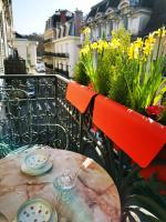 Balkon lub taras w obiekcie BELLE REINE - 3 APPARTEMENTS EN COEUR DE CENTRE-VILLE