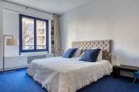 Plan piętra w obiekcie Paris proche champs Elysée, superbe appartement.