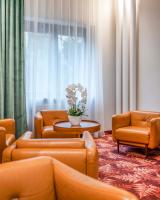 Posedenie v ubytovaní Hotel H12****