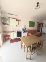 A kitchen or kitchenette at casa fronte mare