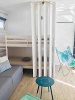 Posteľ alebo postele v izbe v ubytovaní Nouveau! Studio centre ville avec terrasse vue mer, classé 2 étoiles