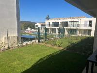 Bazén v ubytovaní Les Papillons du Ventoux - La Petite Tortue - één slaapkamer met terras alebo v jeho blízkosti
