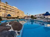 Bazén v ubytovaní Apartamento Privado La Pinta Beach - Hotel Club Atlantis alebo v jeho blízkosti
