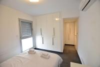Postel nebo postele na pokoji v ubytování Glabur Stays - The Amazing 1 BDR - Executive apt Nicosia Center Free Parking & WiFi