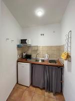 Kuchyňa alebo kuchynka v ubytovaní Apartamentos Villa Torcal
