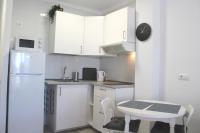 Kuchyň nebo kuchyňský kout v ubytování Charming Studio Nerja with pool