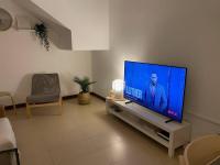 Telewizja i/lub zestaw kina domowego w obiekcie Casa Marla mit 3 Schlafzimmern und 2 Badezimmern