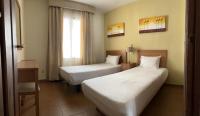 Posteľ alebo postele v izbe v ubytovaní Riviera del Mar apartment