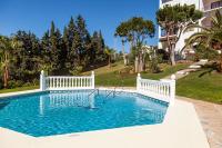 Bazén v ubytovaní Riviera del Mar apartment alebo v jeho blízkosti