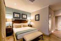 Gold Reef City Theme Park Hotelにあるベッド