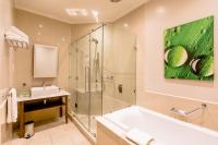 Gold Reef City Theme Park Hotelにあるバスルーム