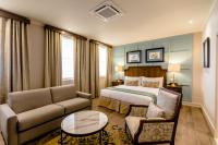 Gold Reef City Theme Park Hotelにあるベッド
