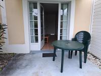 Plán poschodí v ubytovaní Appt HAMEAU DU LAC avec piscine et vue sur le lac
