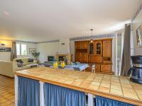 Kuchnia lub aneks kuchenny w obiekcie Holiday Home Le Large by Interhome