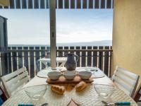 Balkon lub taras w obiekcie Studio Les Océanides-18 by Interhome