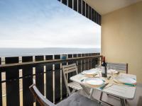 Balkon lub taras w obiekcie Studio Les Océanides-18 by Interhome