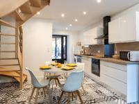 Kuchyňa alebo kuchynka v ubytovaní Apartment L'annexe by Interhome