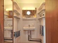 Kuchnia lub aneks kuchenny w obiekcie Holiday Home Ker Vignan by Interhome