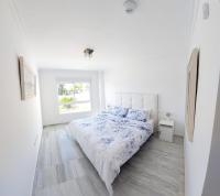 Posteľ alebo postele v izbe v ubytovaní Luxurious 3 Bedroom Apartment in the heart of Alhaurín Golf