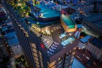 Bazén v ubytování Edge Central Pattaya Vip Condo nebo v jeho okolí