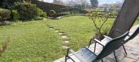Vonkajšia záhrada v ubytovaní Terrasse, jardin,, Appartement 80m², vue montagne, wifi, bureau