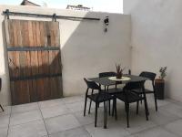 Plán poschodí v ubytovaní Agréable maison de village avec garage & terrasse