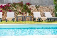 Bazén v ubytování Villa Paraiso Cala dor nebo v jeho okolí