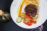 Φαγητό σε αυτό το ξενοδοχείο ή κάπου εκεί κοντά