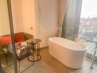 Posezení v ubytování Edge Central Pattaya Vip Condo