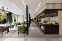 Jídlo v hotelu nebo okolí