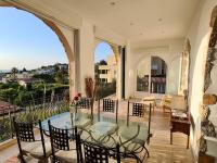 Balkon lub taras w obiekcie Villa Valentino - Vue mer- Pool House / Piscine