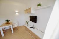 Televízia a/alebo spoločenská miestnosť v ubytovaní V&V LLORET- Apartamento Europa