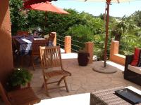 Vonkajšia záhrada v ubytovaní Villa pour 8 pers avec piscine et terrasse, La Croix-Valmer - FR-1-726-18