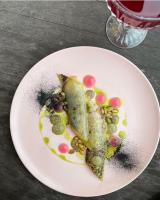 Jídlo v hotelu nebo okolí