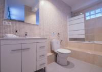 Kúpeľňa v ubytovaní Villa moderna con piscina