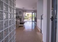 Plán poschodí v ubytovaní Villa moderna con piscina
