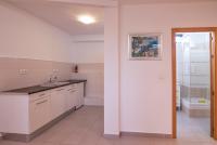 Kuchyňa alebo kuchynka v ubytovaní Villa moderna con piscina