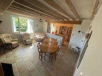 Posedenie v ubytovaní Maison chaleureuse au cœur du perche sarthois