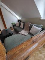 Część wypoczynkowa w obiekcie Appartement Le Baroque en duplex