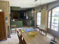 Kuchnia lub aneks kuchenny w obiekcie Villa de charme à Saint-Maime avec piscine privée