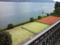 Tenis alebo squash v ubytovaní Residenza del Pascià - Appartamento Camphora alebo jeho okolí