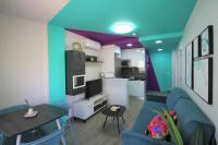 Una cocina o zona de cocina en CASATURIS NEWON APARTAMENTOS en EL CAMPELLO