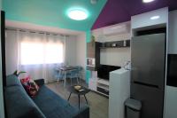 Una cocina o zona de cocina en CASATURIS NEWON APARTAMENTOS en EL CAMPELLO