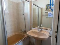 Kúpeľňa v ubytovaní Notre-Dame-de-Monts - Appartement 45m² - 4 pers - Animaux admis - Parking - FR-1-540-192