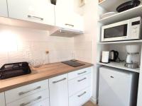 Plan piętra w obiekcie Appartement avec WIFI, terrasse, jardin, parking privé à 800m de la plage à Trébeurden - FR-1-368-386