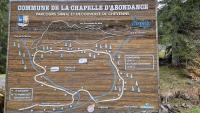 Plan piętra w obiekcie T3 rez-de-jardin avec fitness, sauna et tennis - village et ski à pied