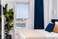 Posteľ alebo postele v izbe v ubytovaní Margaret Luxury Suites