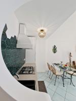 Kuchyňa alebo kuchynka v ubytovaní Maison Ciccio - il Monticello con Sauna Privata
