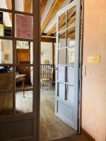 Kuchyňa alebo kuchynka v ubytovaní Hotel de la Sologne