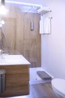 Kúpeľňa v ubytovaní Studio Chic Croix-Barbieux